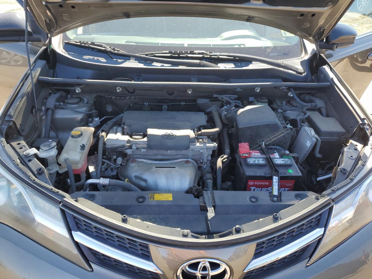 2014 Toyota RAV 4 - Image 13