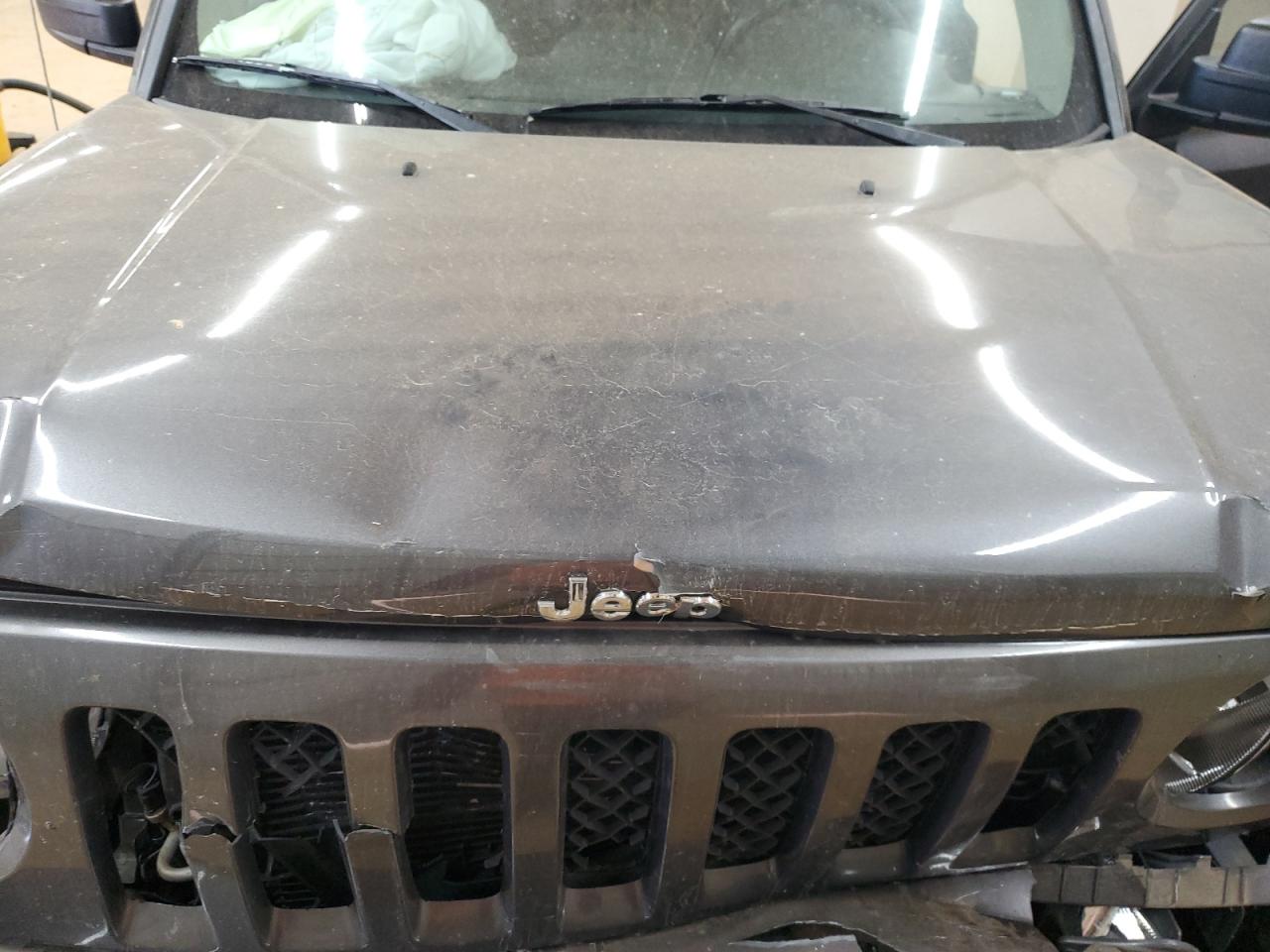 2015 Jeep Liberty (Patriot) - Image 13