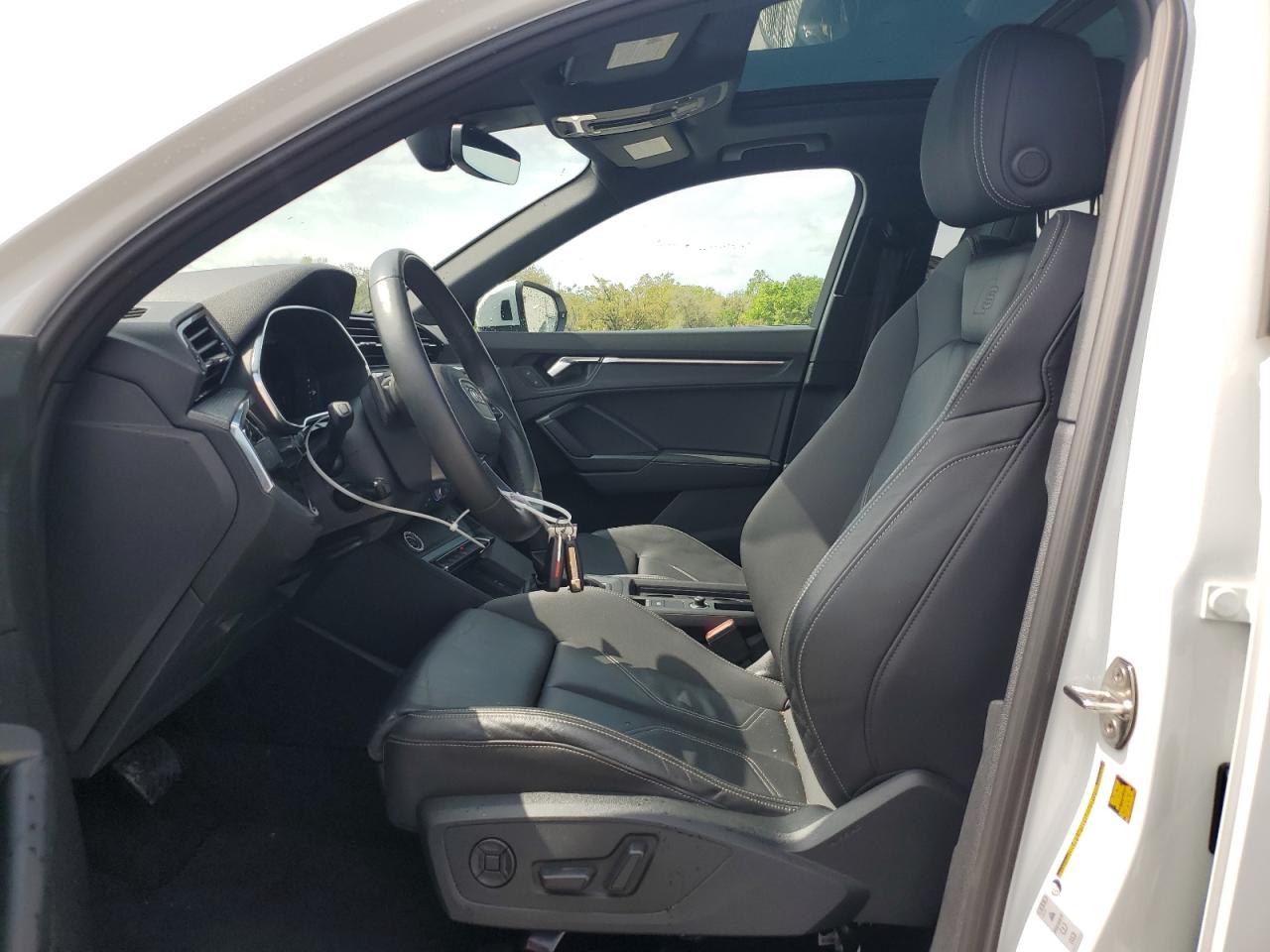 2023 Audi Q3 - Image 7