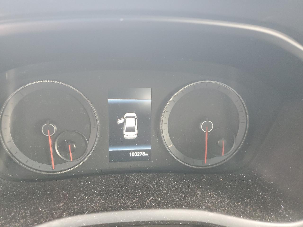 2018 Hyundai Sonata - Image 9
