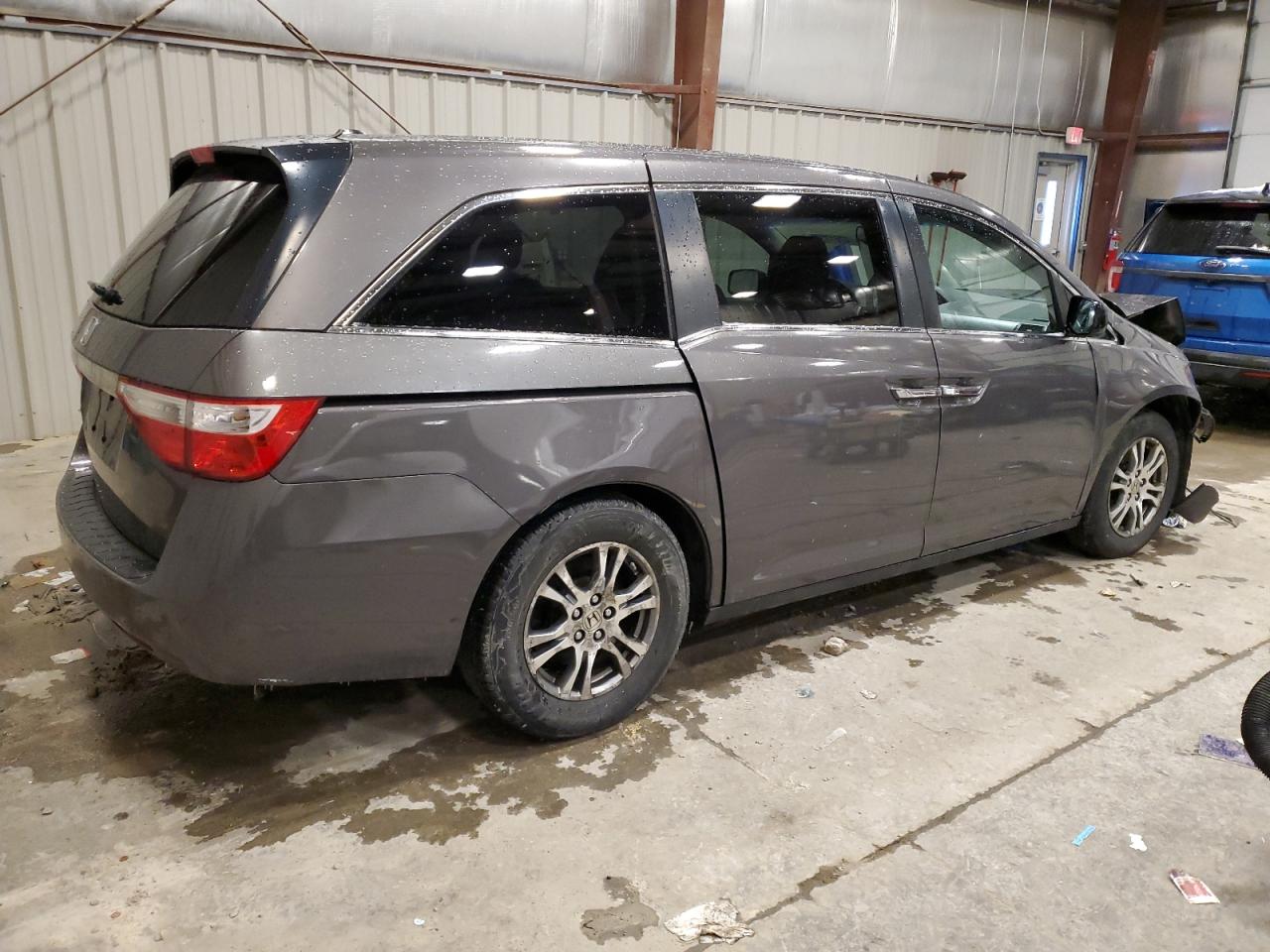 2013 Honda Odyssey - Image 3