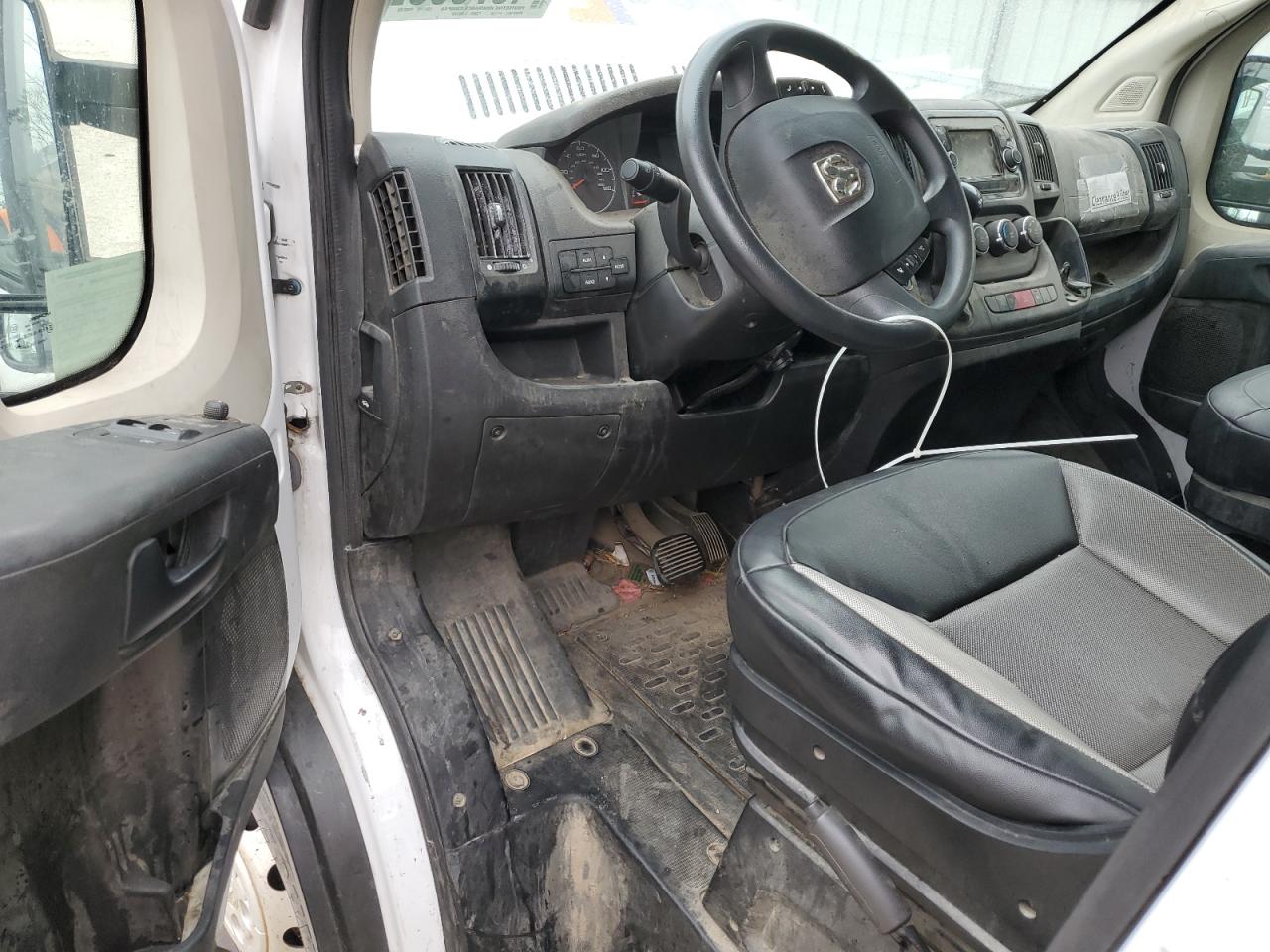 2021 Ram Promaster 2500 2500 High VIN: 3C6LRVDG1ME526407 Lot: 48730825