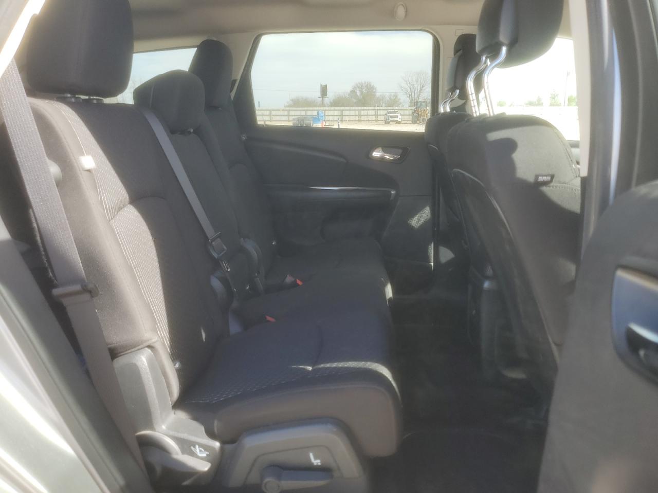2017 Dodge Journey - Image 12