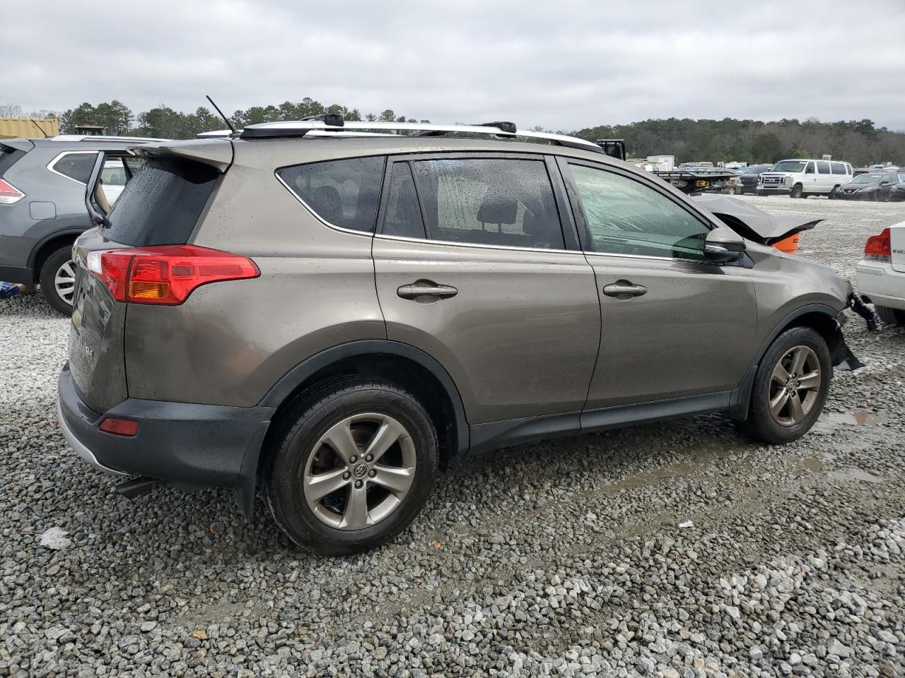 2015 Toyota RAV 4 - Image 3