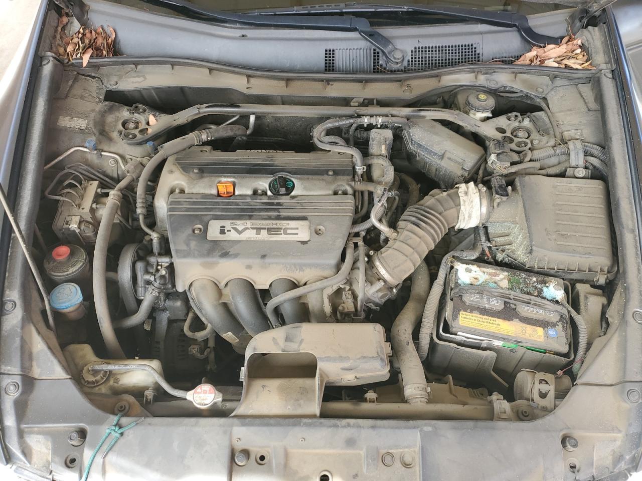 2009 Honda Accord - Image 11
