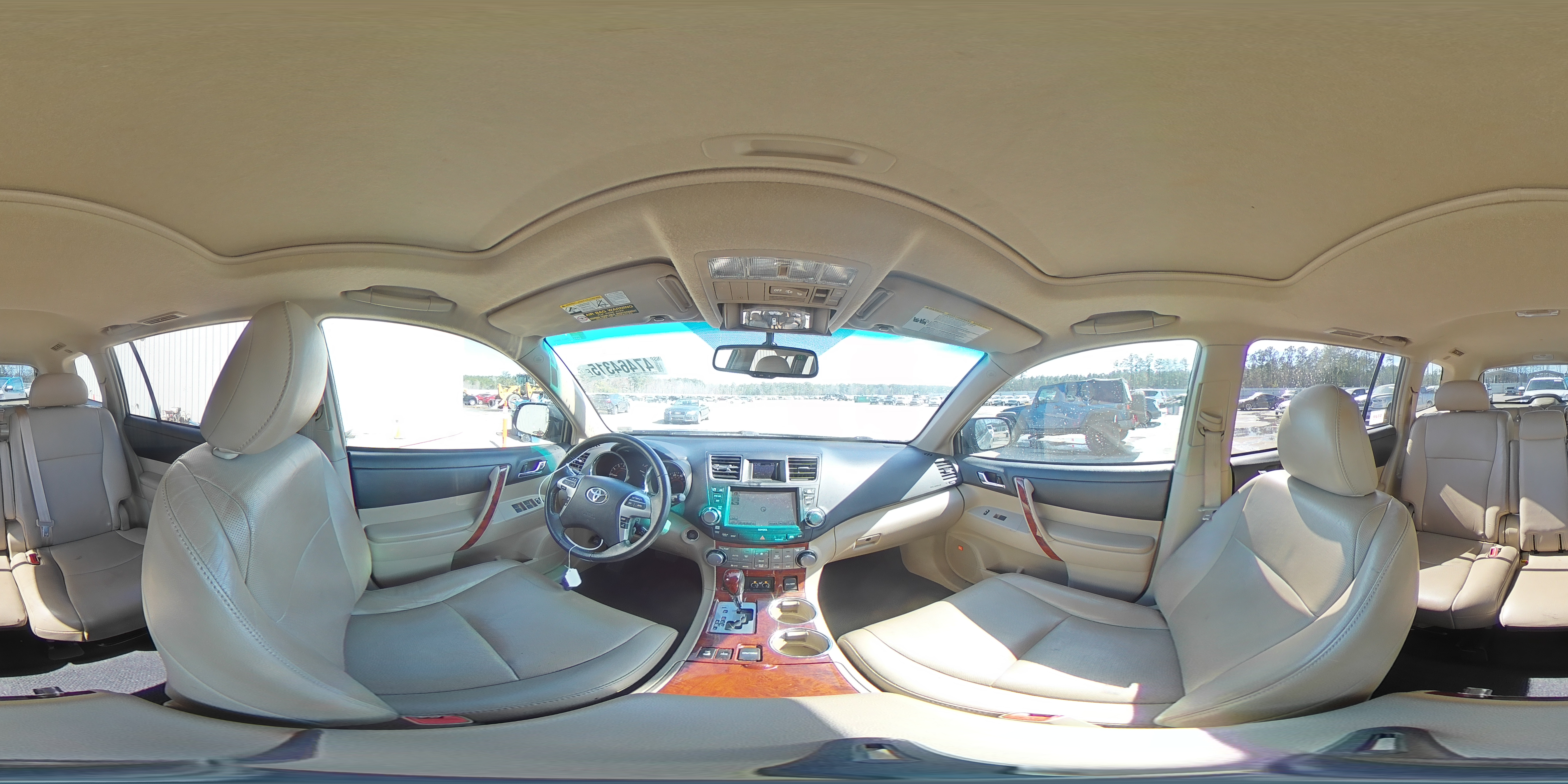 2012 Toyota Highlander - Image 15