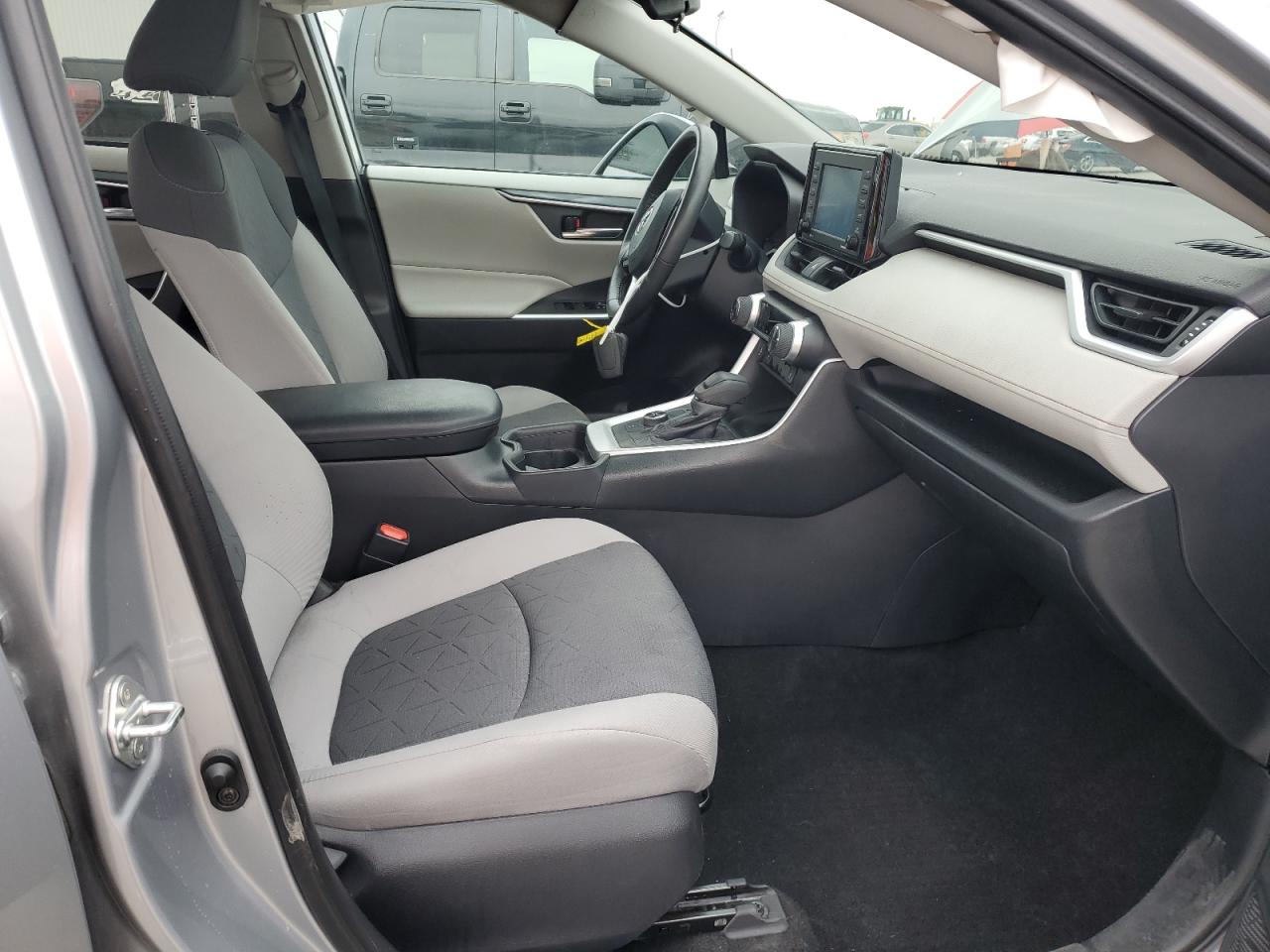 2020 Toyota RAV 4 - Image 7