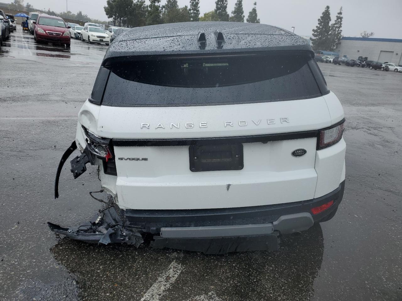 2017 Land Rover Range Rover - Image 6