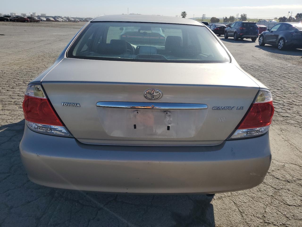 2005 Toyota Camry - Image 6