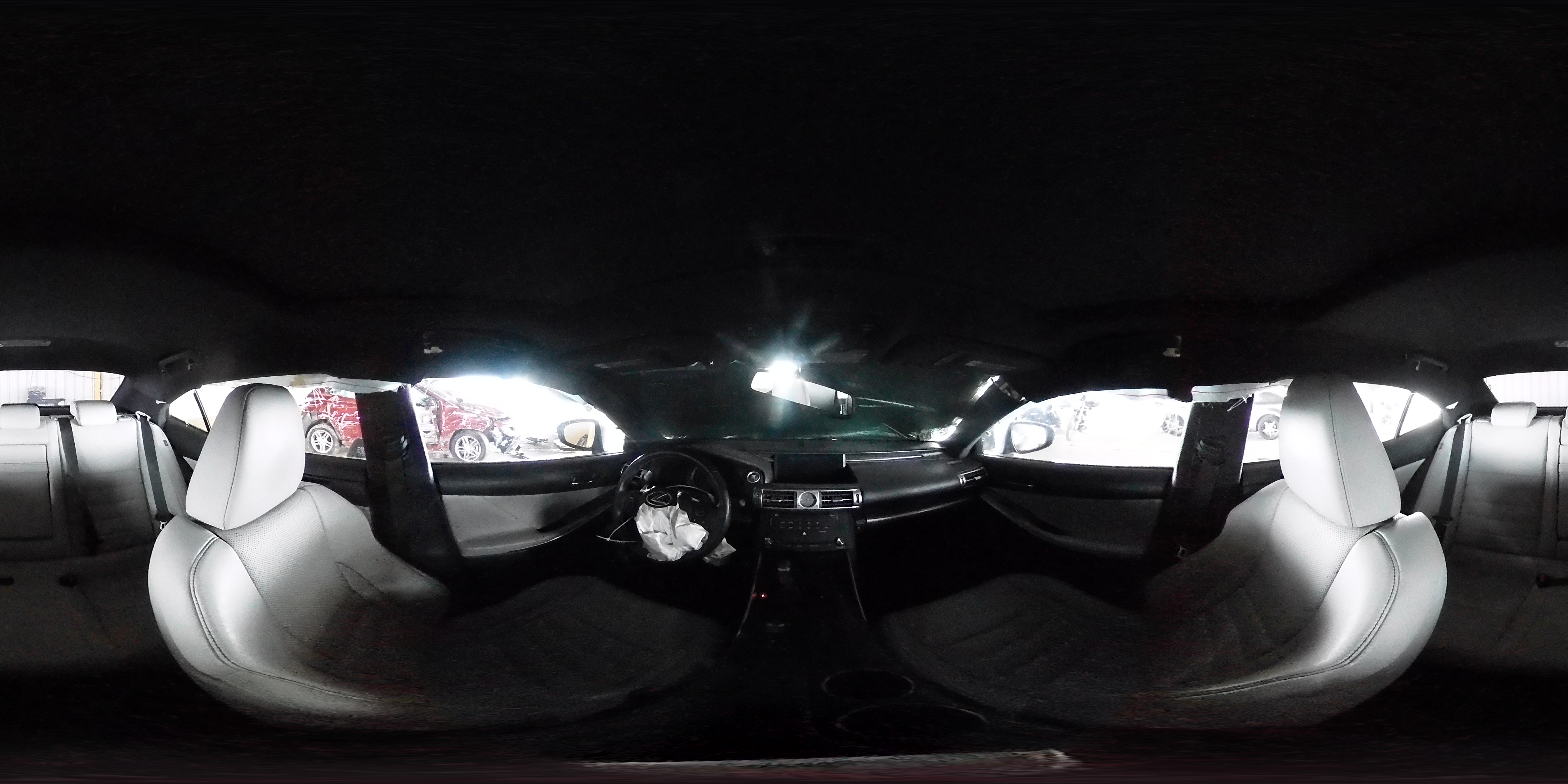2015 Lexus IS - Image 13