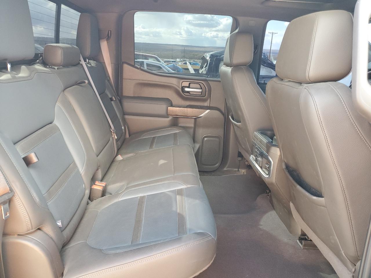 2020 GMC Sierra - Image 10