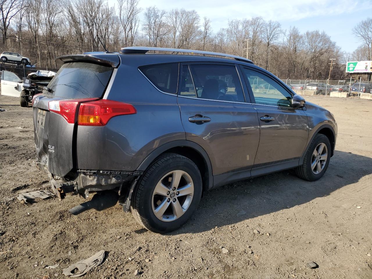 2015 Toyota RAV 4 - Image 3