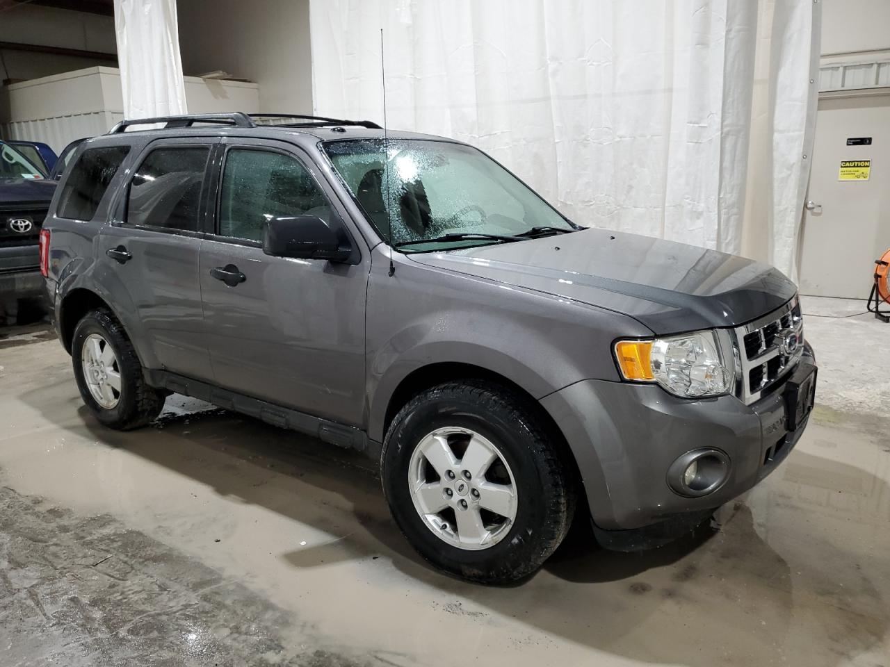 2012 Ford Escape - Image 4