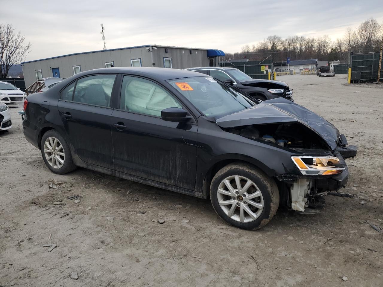 2015 Volkswagen Jetta - Image 4