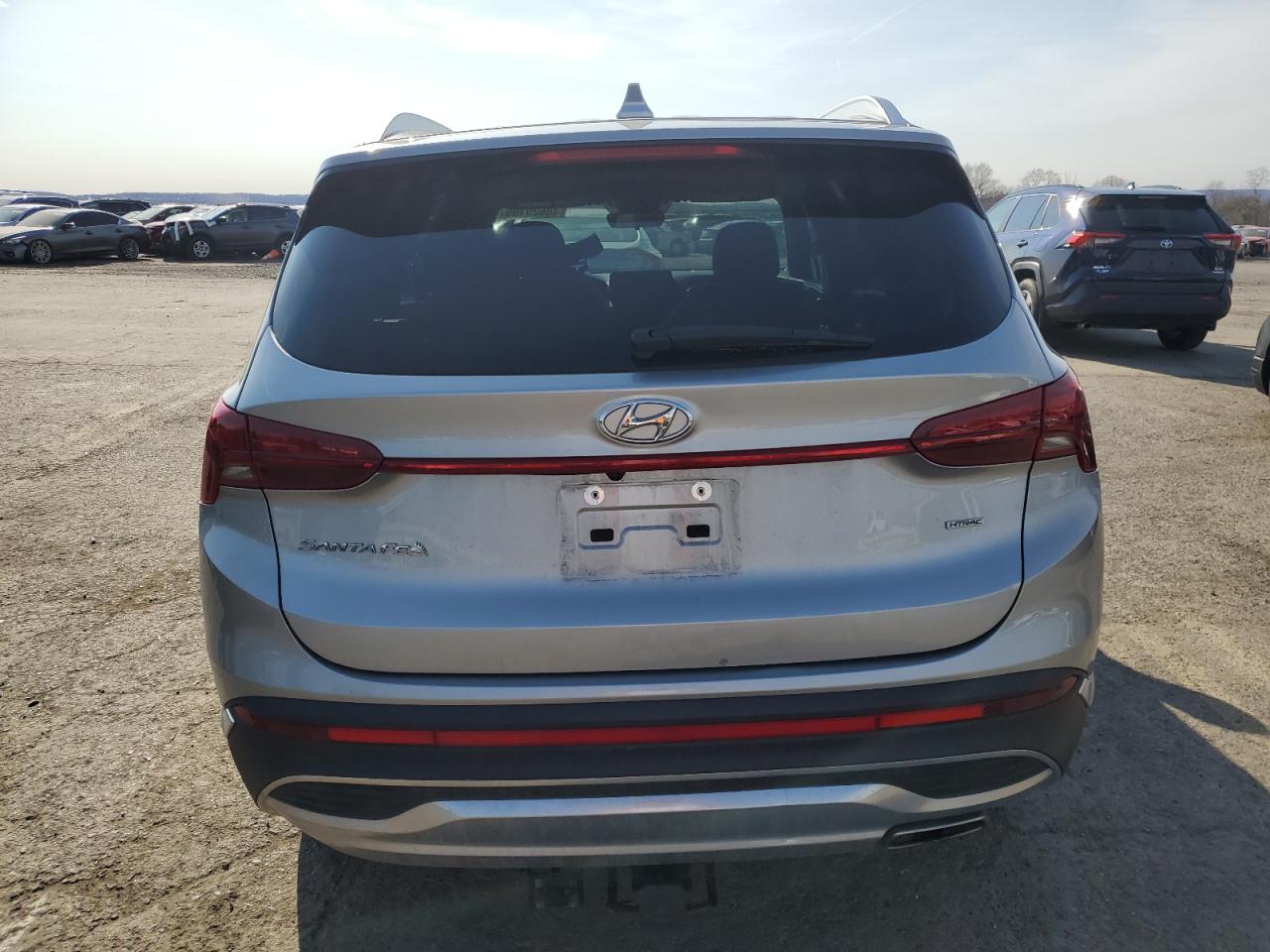 2022 Hyundai Santa Fe - Image 6
