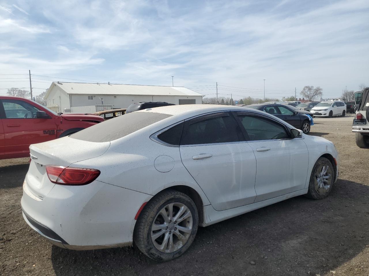 2015 Chrysler 200 - Image 3