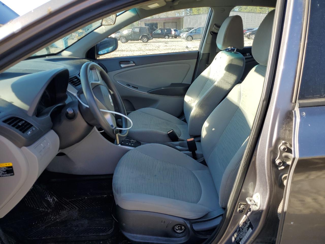 2015 Hyundai Accent - Image 7