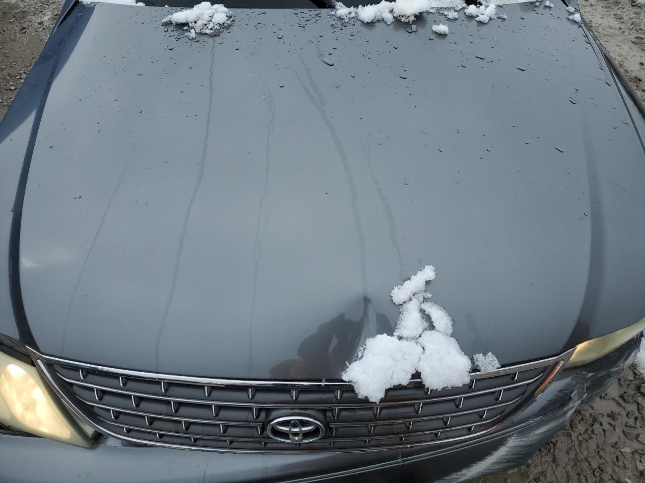 2003 Toyota Avalon - Image 11
