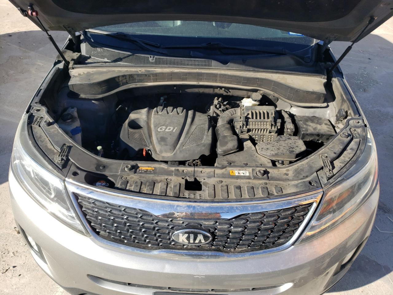2015 Kia Sorento - Image 11