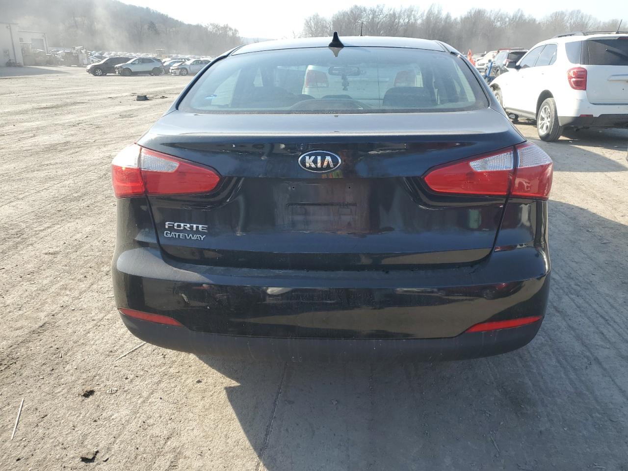 2016 Kia Forte - Image 6