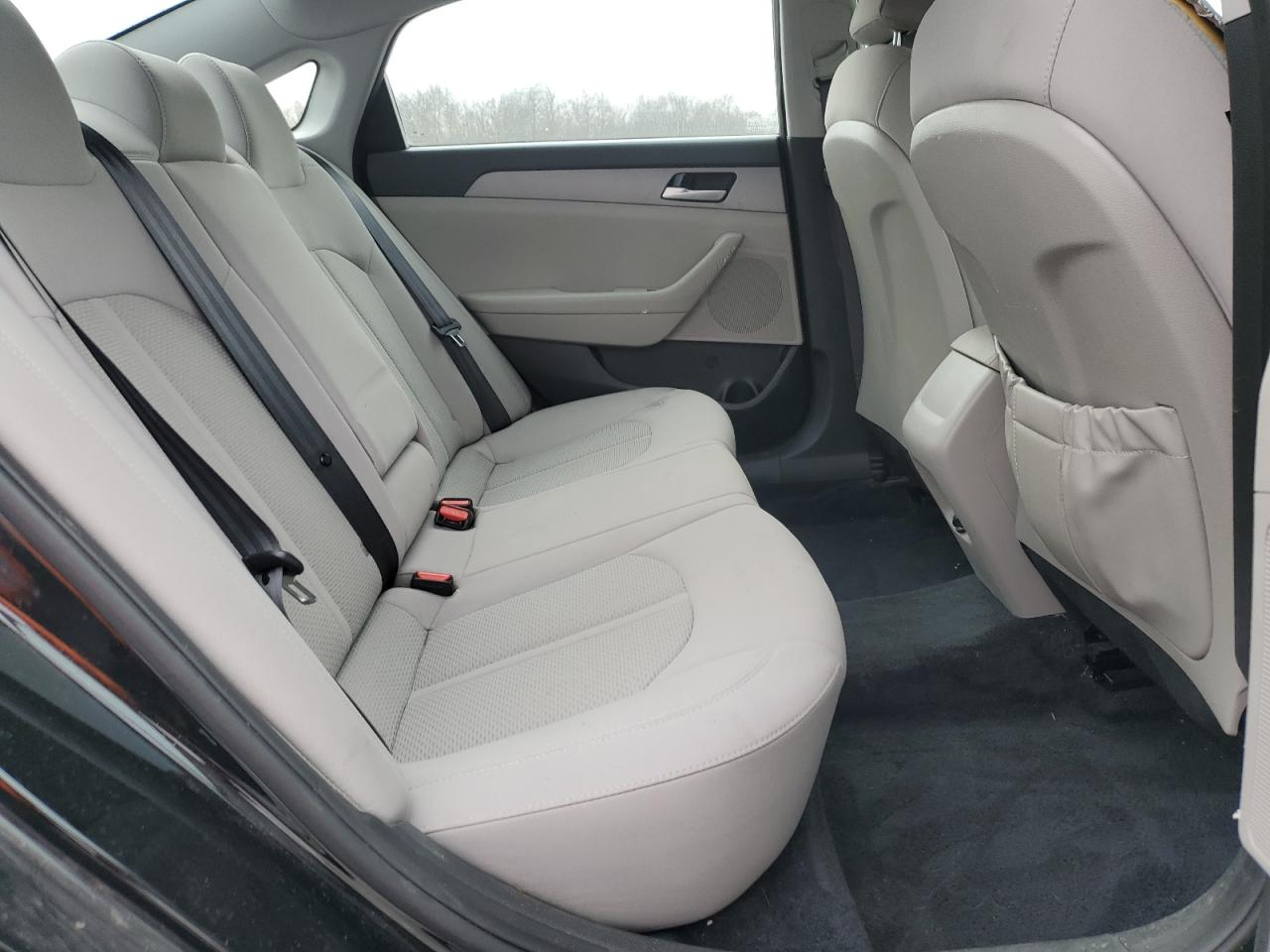 2019 Hyundai Sonata - Image 11