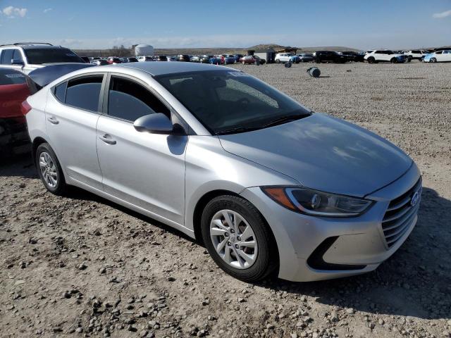  HYUNDAI ELANTRA 2017 Серебристый