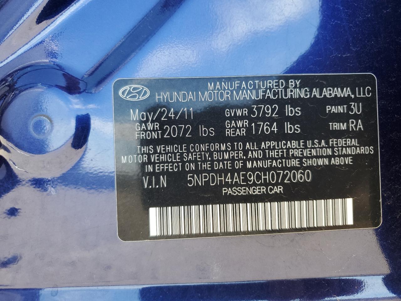 2012 Hyundai Elantra - Image 12