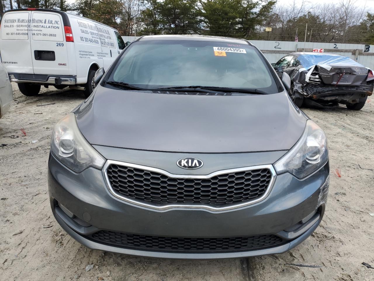 2016 Kia Forte - Image 5
