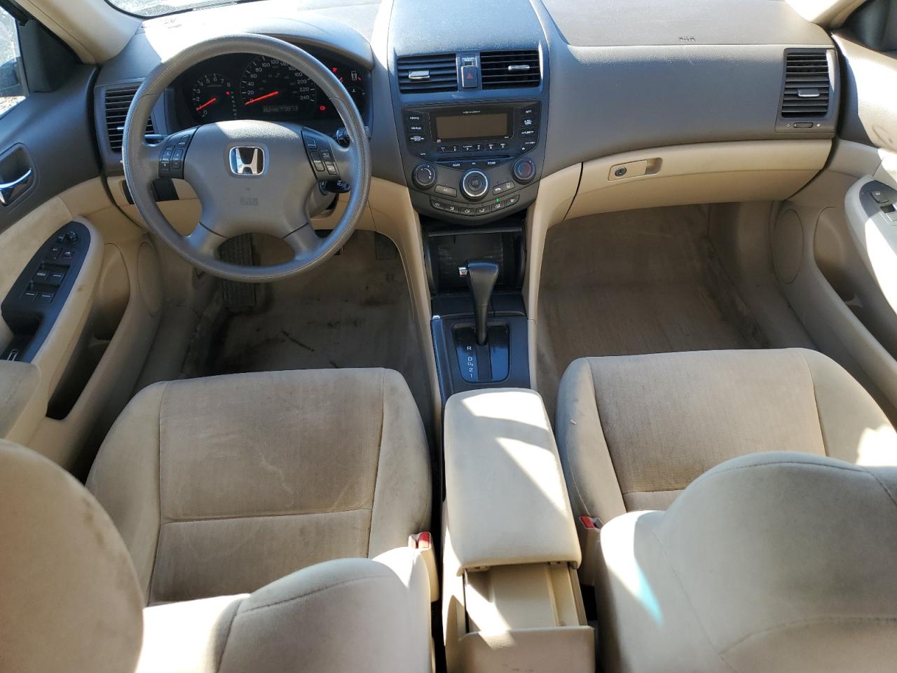 2004 Honda Accord - Image 8