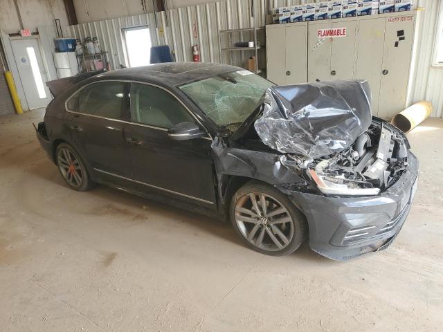  VOLKSWAGEN PASSAT 2019 Черный