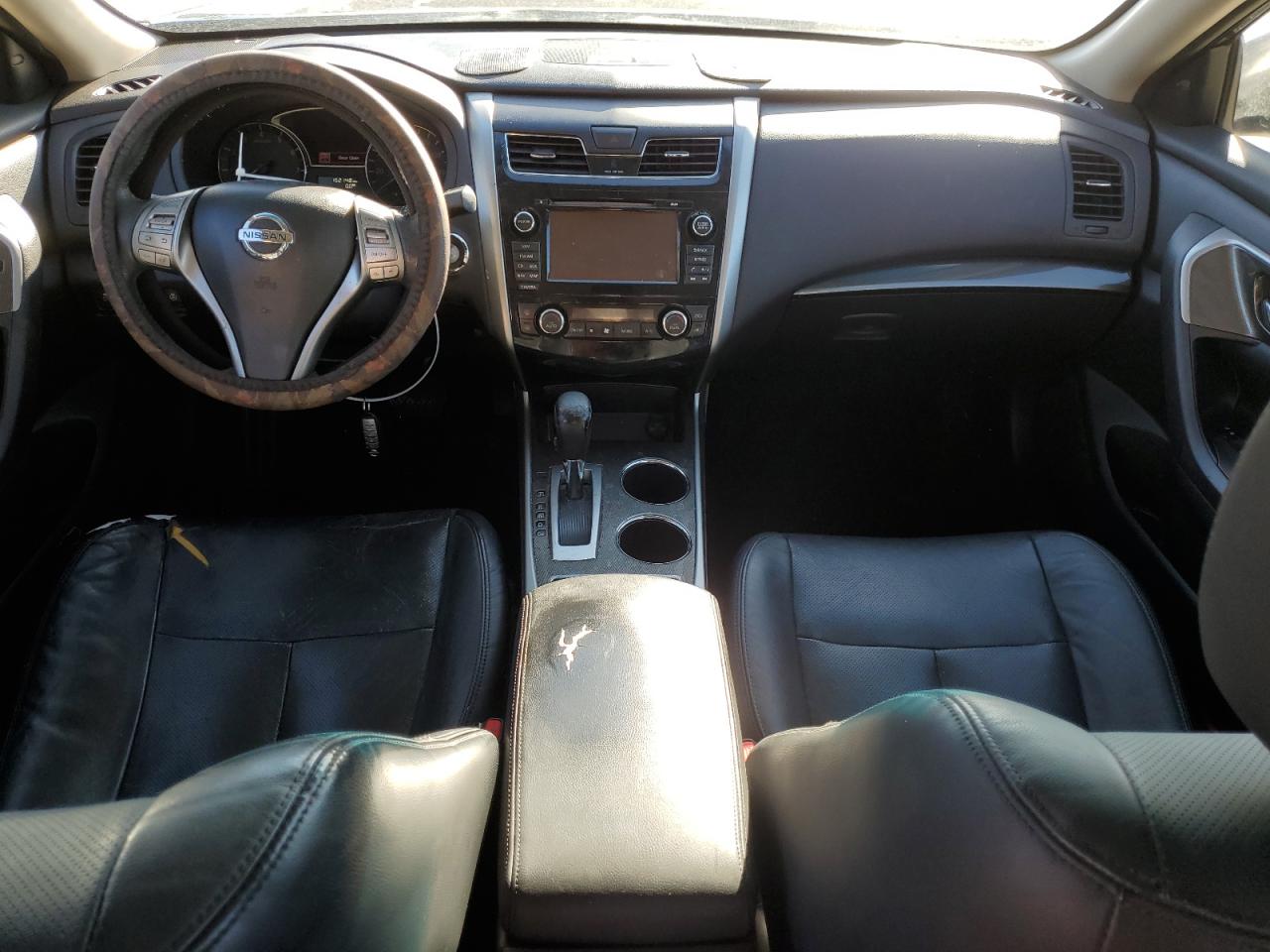 2015 Nissan Altima - Image 8