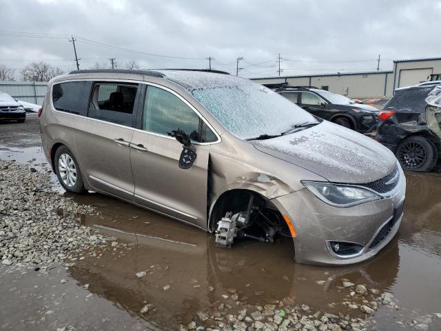  CHRYSLER PACIFICA 2017 Brown