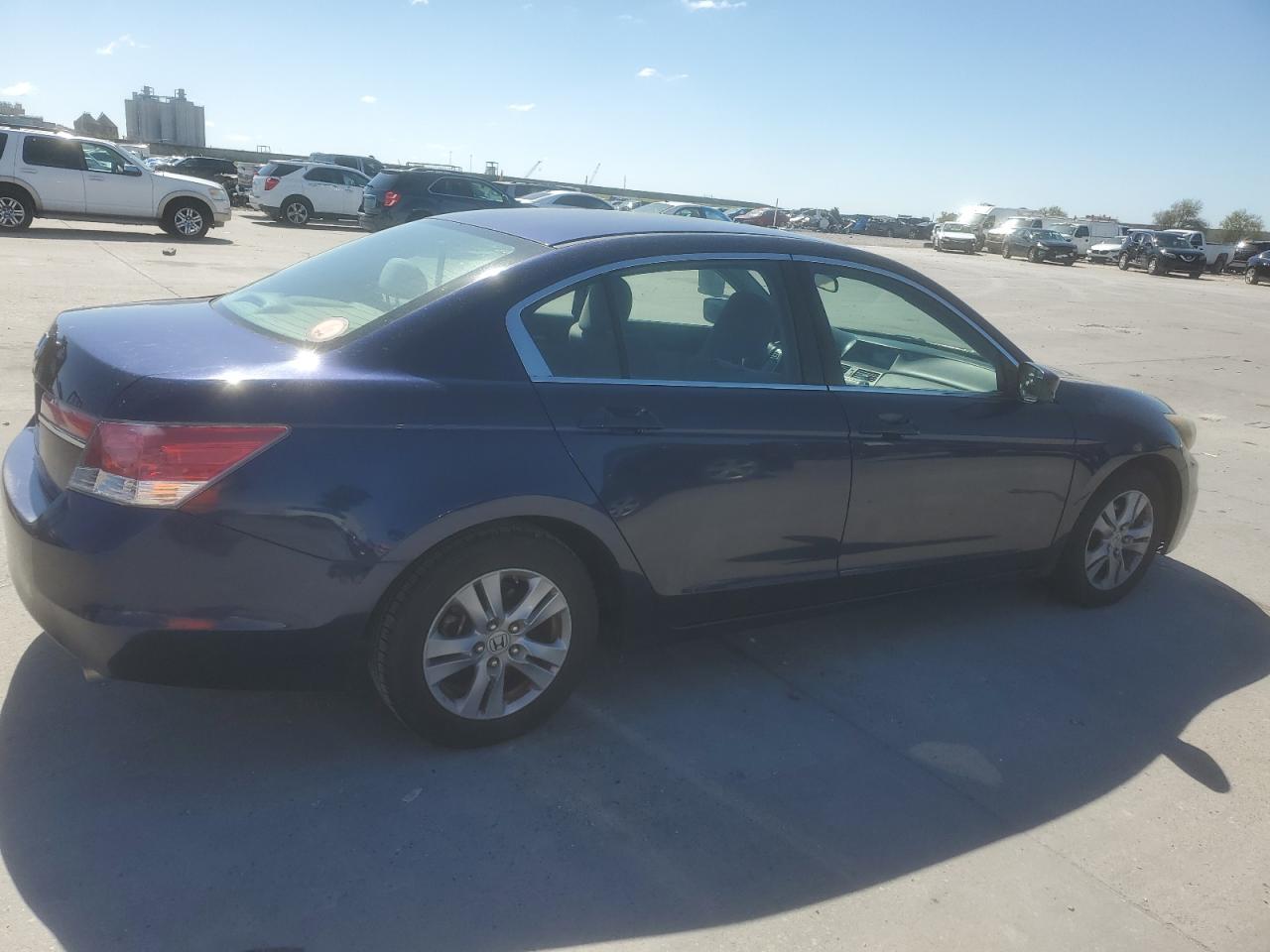 2011 Honda Accord - Image 3
