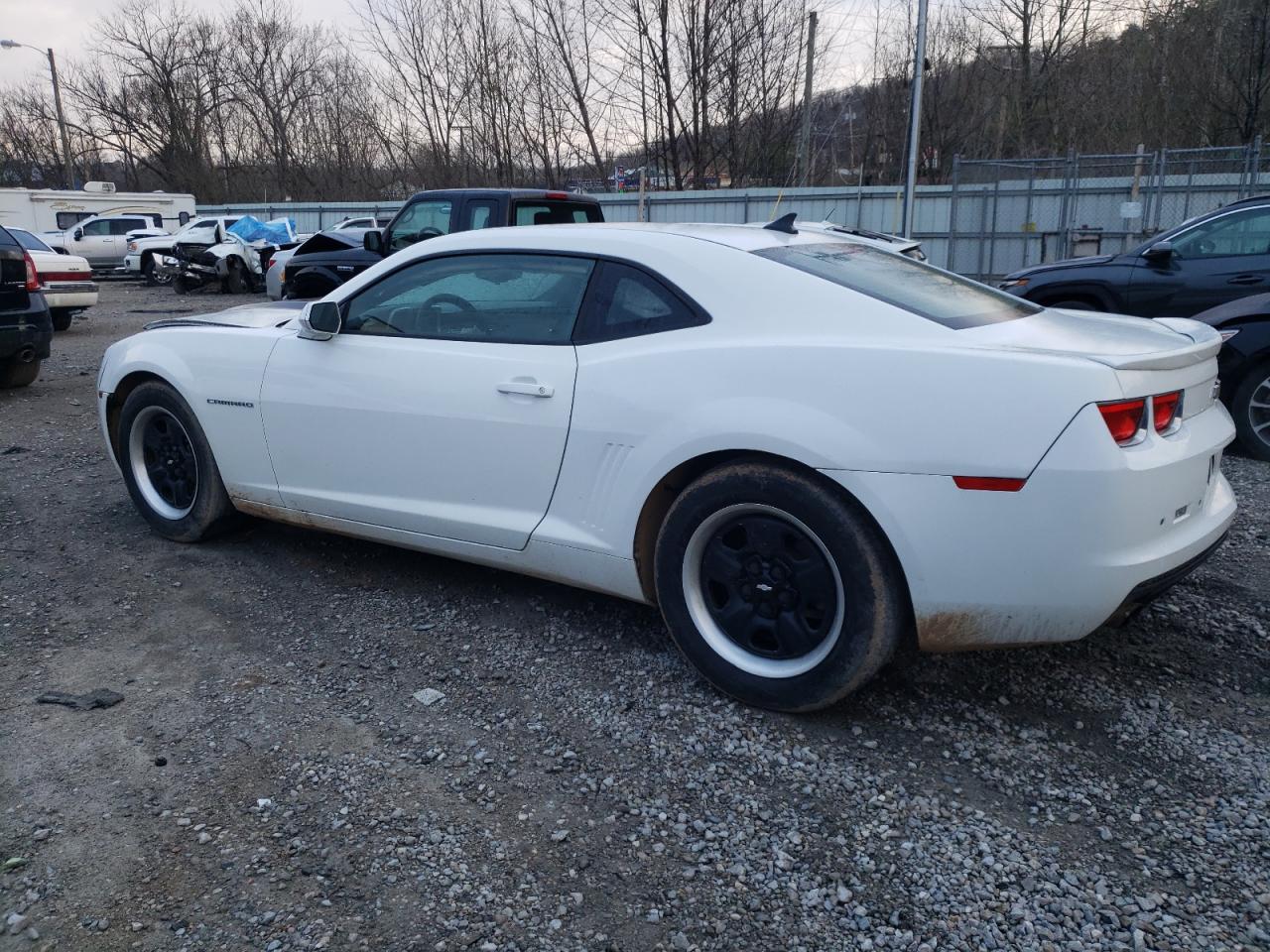 2011 Chevrolet Camaro - Image 2