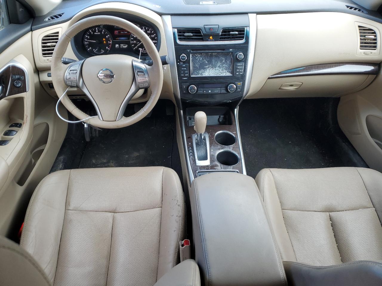 2015 Nissan Altima - Image 8