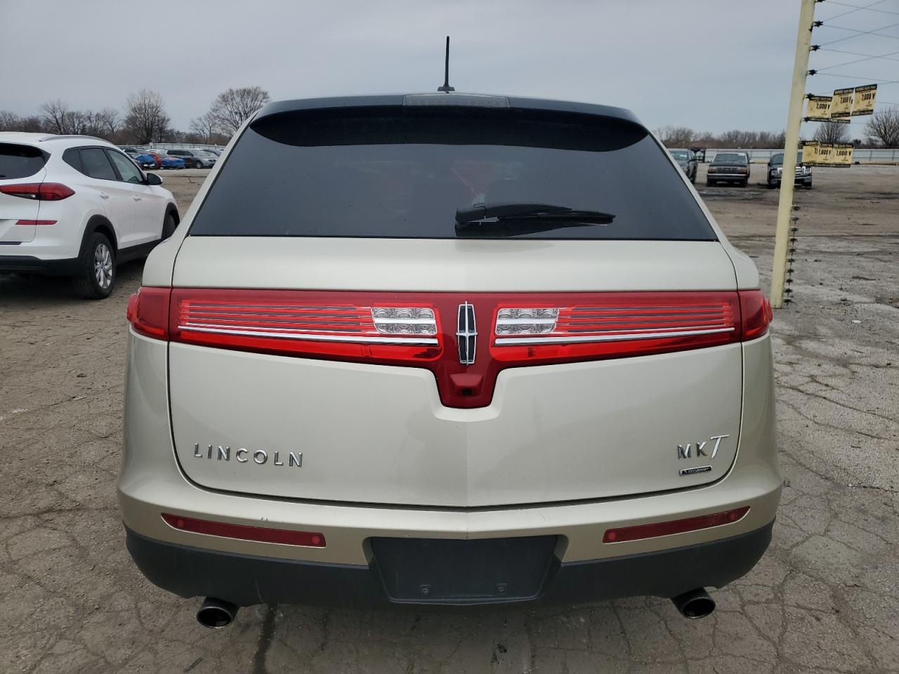 2011 Lincoln Mkt VIN: 2LMHJ5ATXBBJ52360 Lot: 50949275