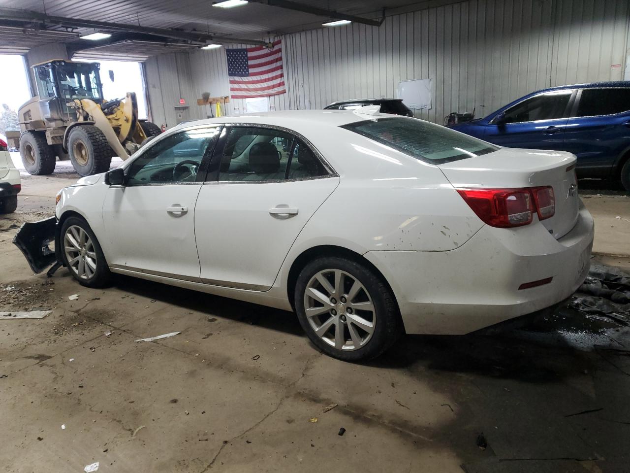 2015 Chevrolet Malibu - Image 2