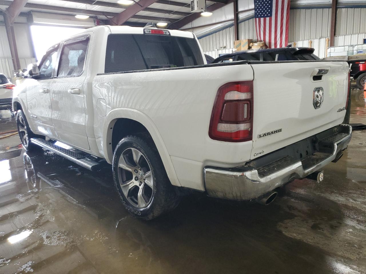 2019 RAM 1500 - Image 2