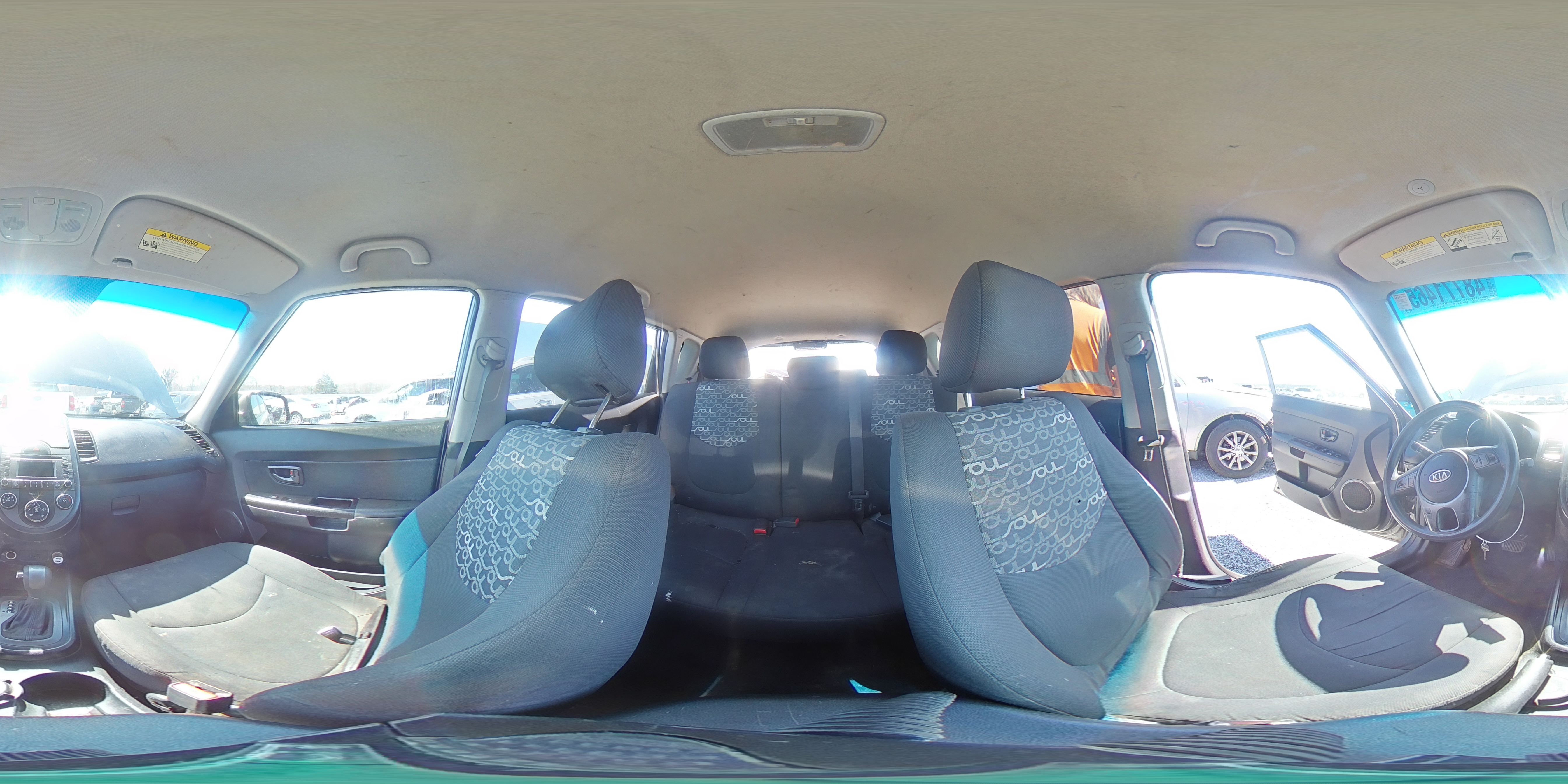 2011 Kia Soul + VIN: KNDJT2A26B7207994 Lot: 70588545