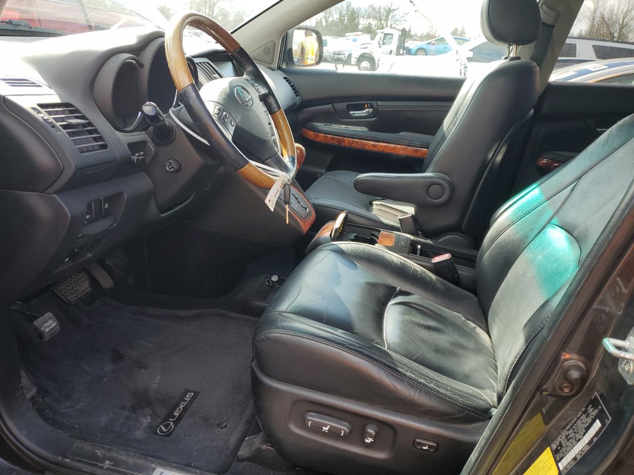 2005 Lexus RX - Image 7