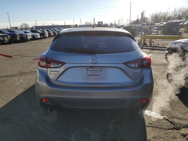 Hatchbacks MAZDA 3 2016 Srebrny