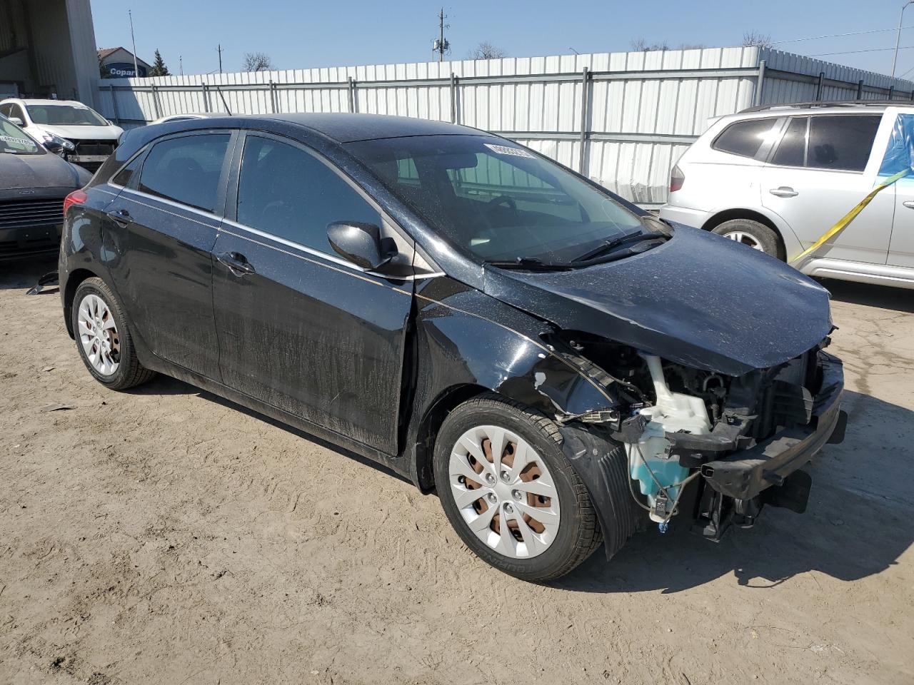 2016 Hyundai Elantra - Image 4