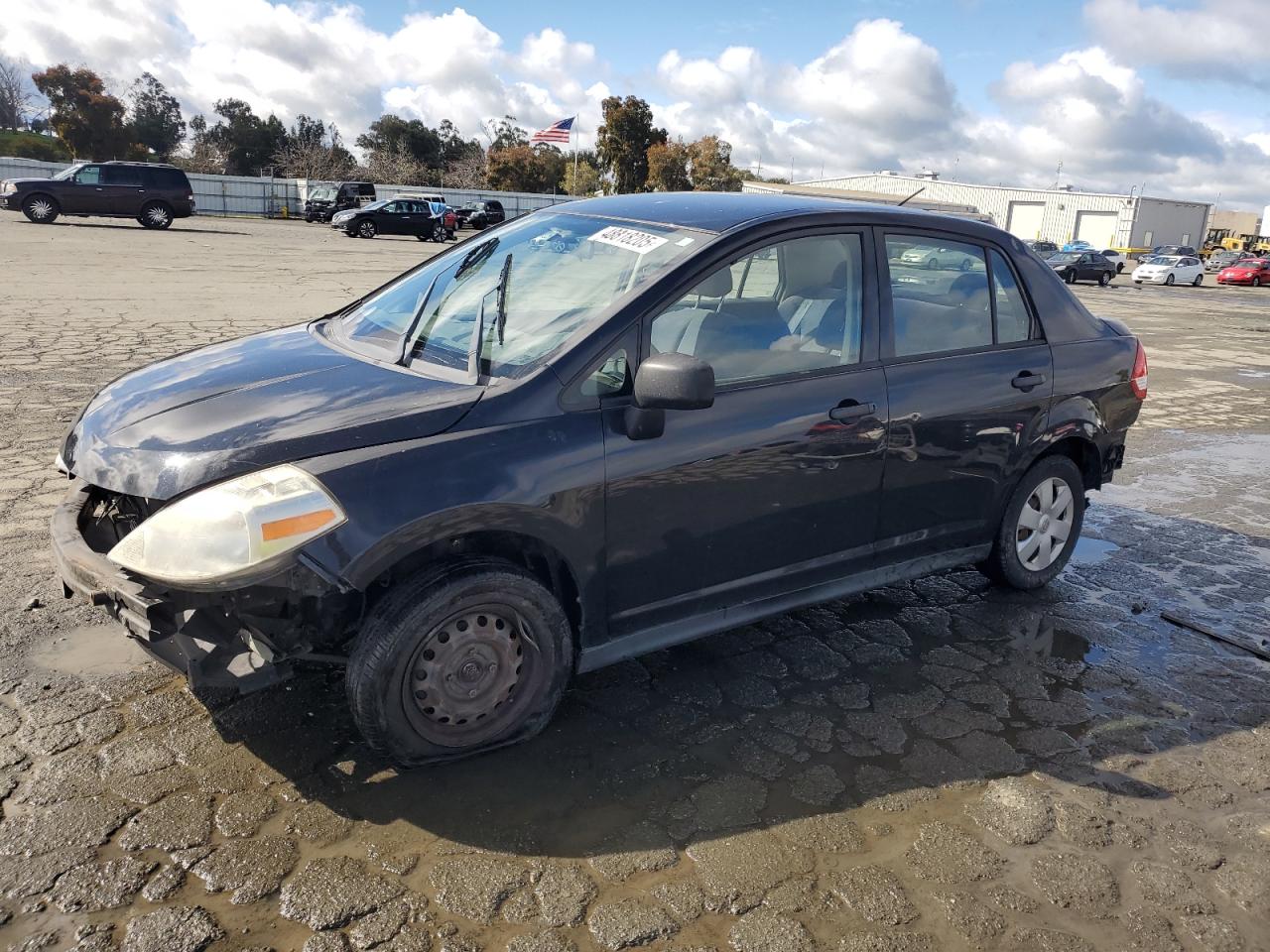 2009 Nissan Versa - Image 1