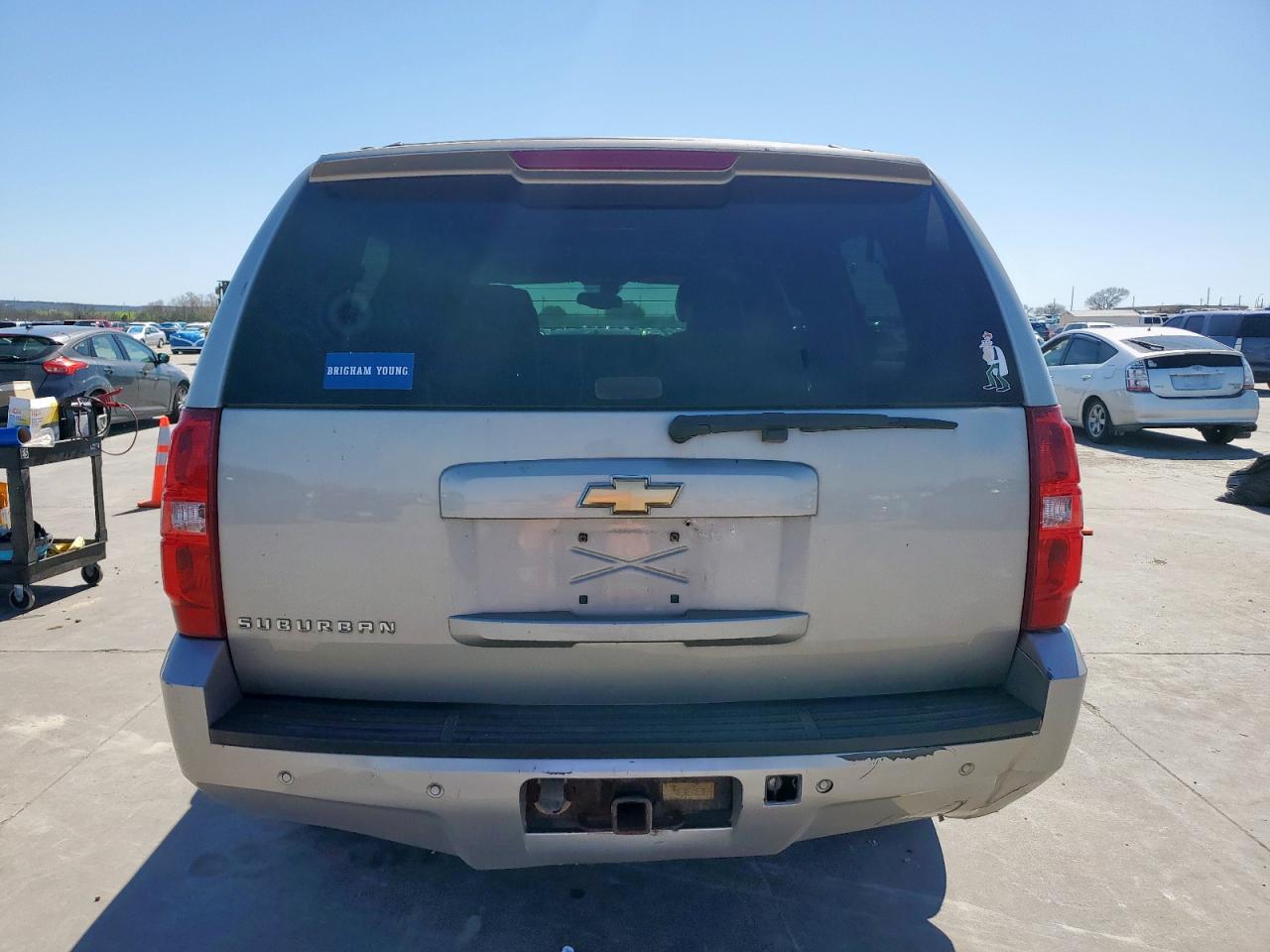 2007 Chevrolet Suburban - Image 6