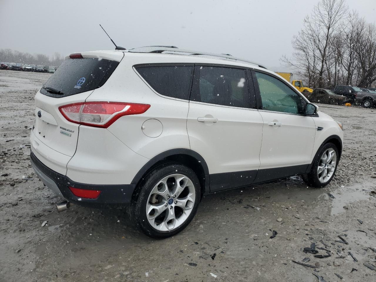 2013 Ford Escape - Image 3