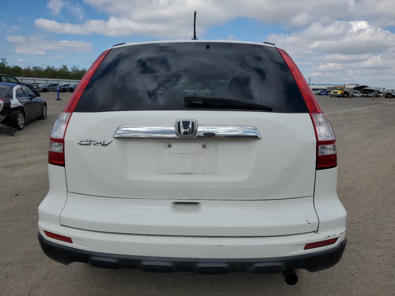 2011 Honda CR-V - Image 6