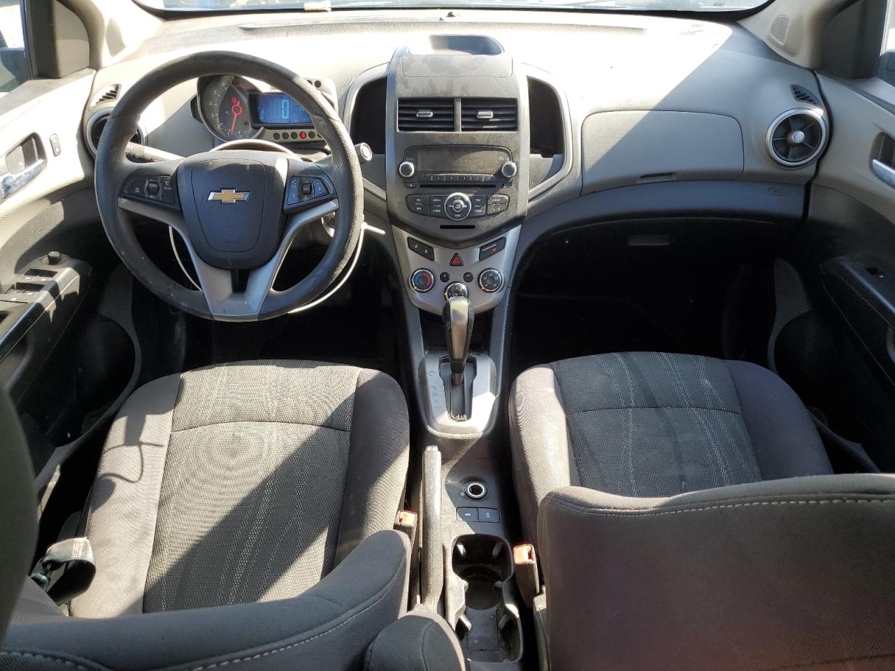 2014 Chevrolet Sonic - Image 8