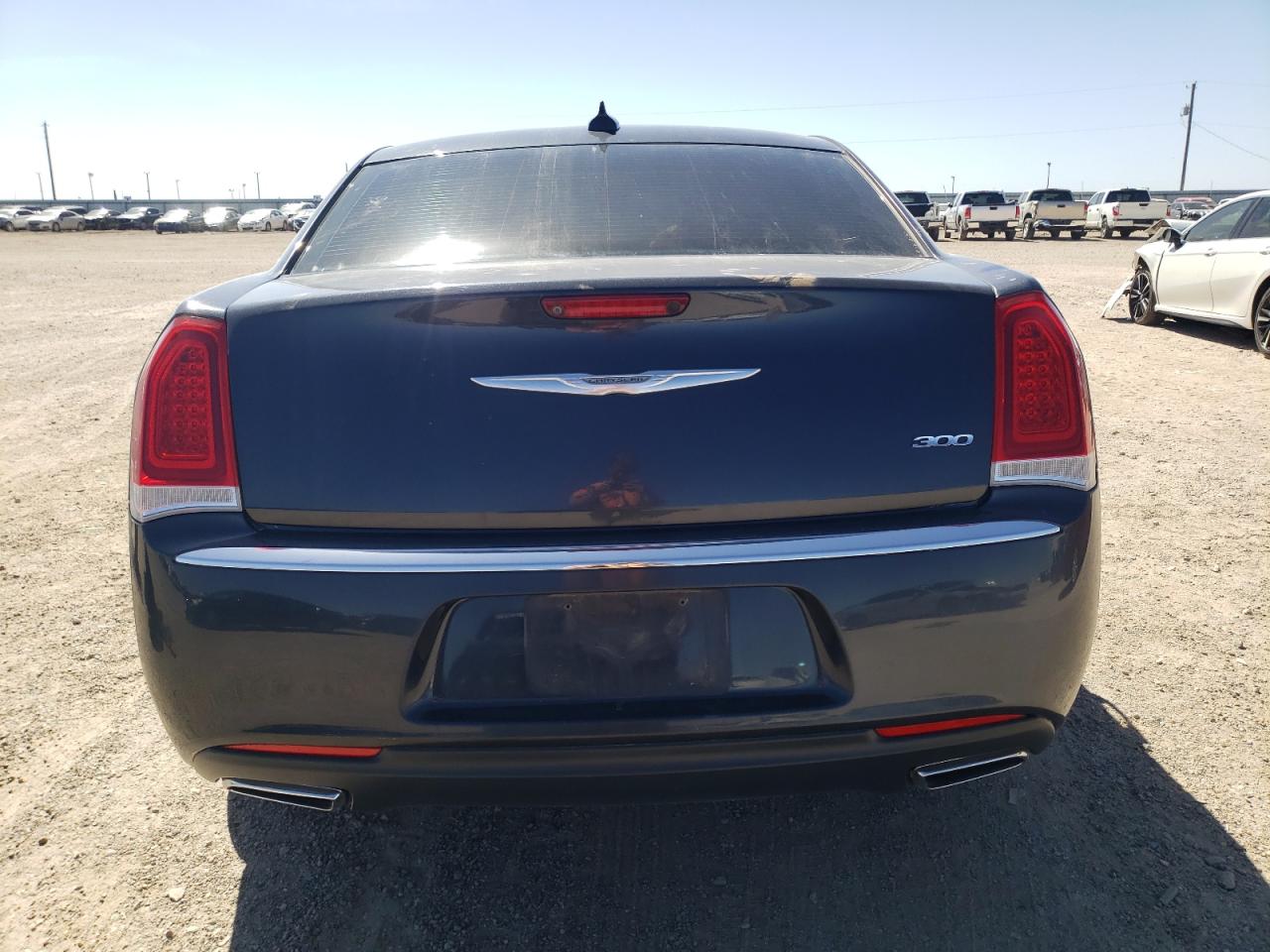 2015 Chrysler 300 Limited VIN: 2C3CCAAG6FH930208 Lot: 50710995