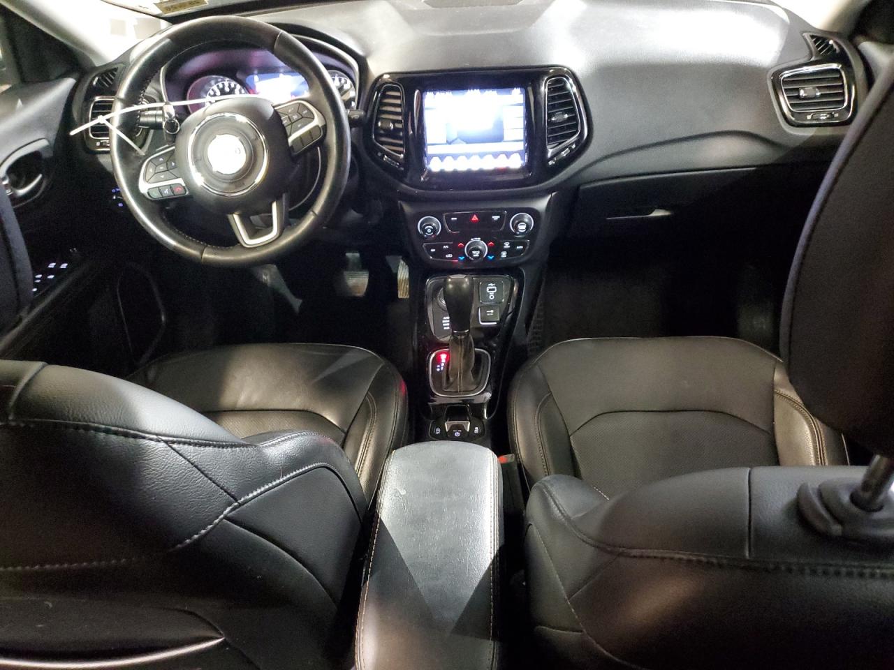 2019 Jeep Compass - Image 8