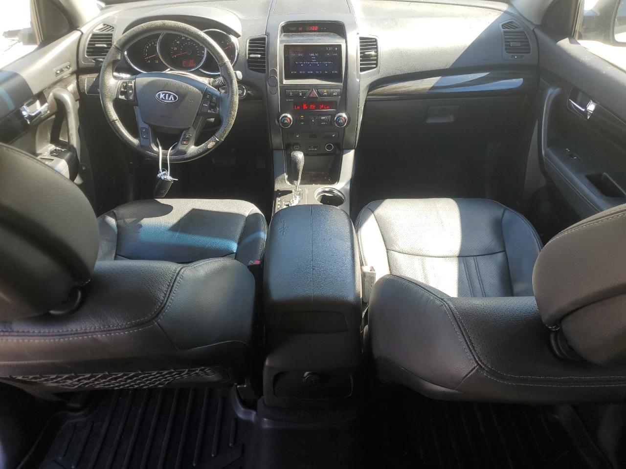 2013 Kia Sorento - Image 8